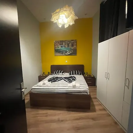 דירה 1 Bdrm In Old Town